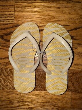 NWT Havaianas Kid's Slim Animal Glitter Flip Flops